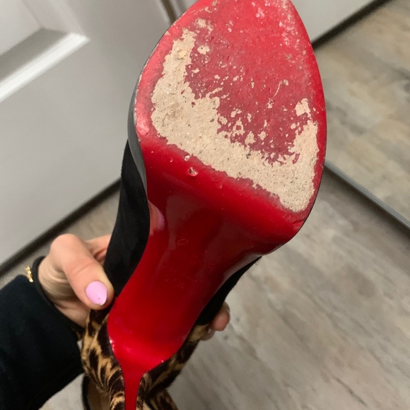 Christian Louboutin Miss Poppins Heels - Picture 6 of 7